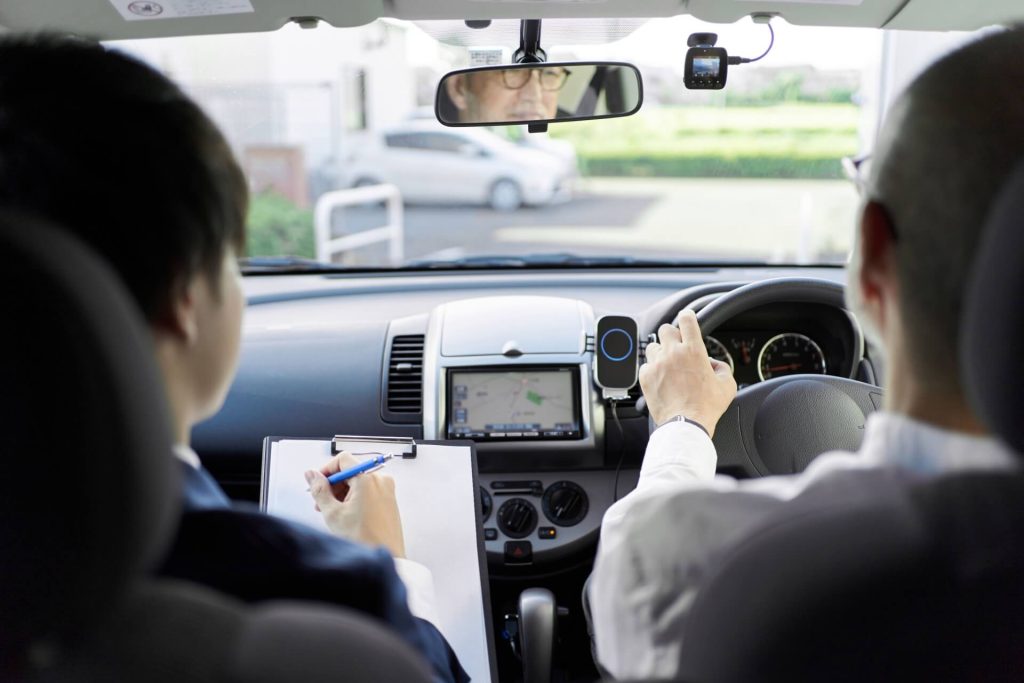 What Makes a Driving Instructor Training Program Stand Out?